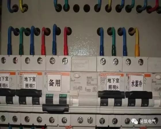 配電箱的布線和安裝的通用標(biāo)準(zhǔn)是什么？我們應(yīng)該注意哪些問(wèn)題？圖片和文本的詳細(xì)說(shuō)明