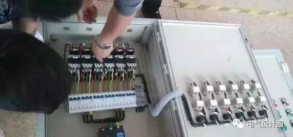配電箱，配電柜的內(nèi)部結(jié)構(gòu)是什么？較詳細(xì)的解釋，學(xué)會收集必不可少的！