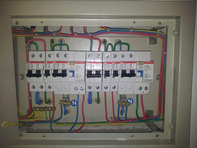 主頁配電箱 63A或40A，用于總漏電保護和空氣開關(guān)？讀完之后，我完全明白了！