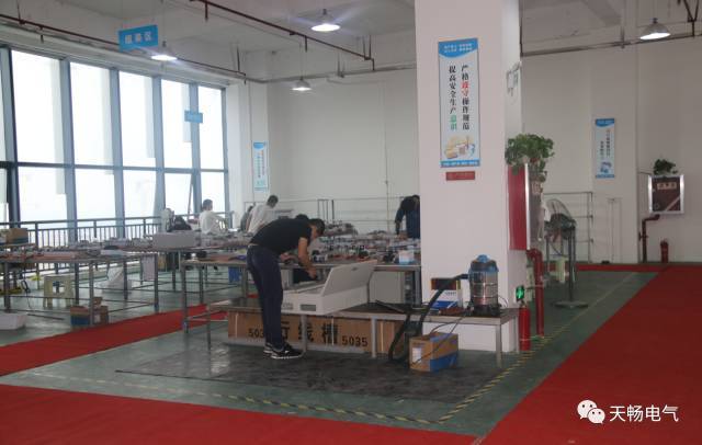 什么因素影響配電柜的使用？